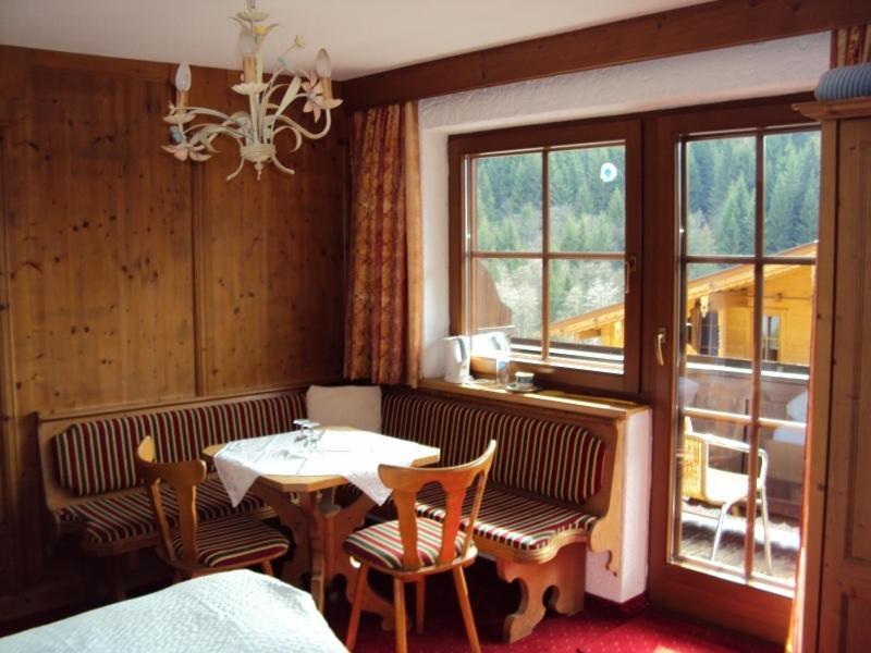 Fuerstenhof Alpbach Phòng bức ảnh